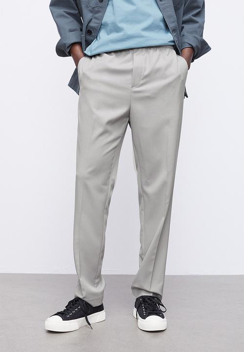 H&M - Slim fit joggers - light grey