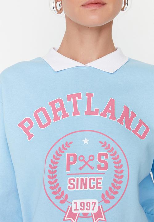Trendyol - Printed polo collar fleece sweatshirt  - light blue