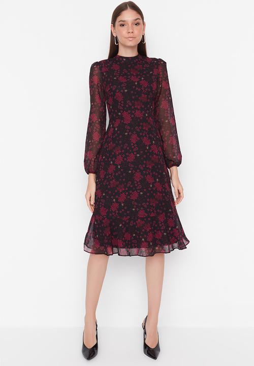 Trendyol - High neck chiffon sleeve dress - pink