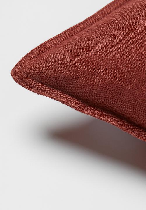 H&M - Washed linen cushion cover - red