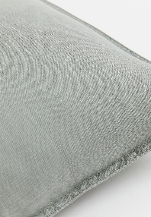 H&M - Washed linen cushion cover - green