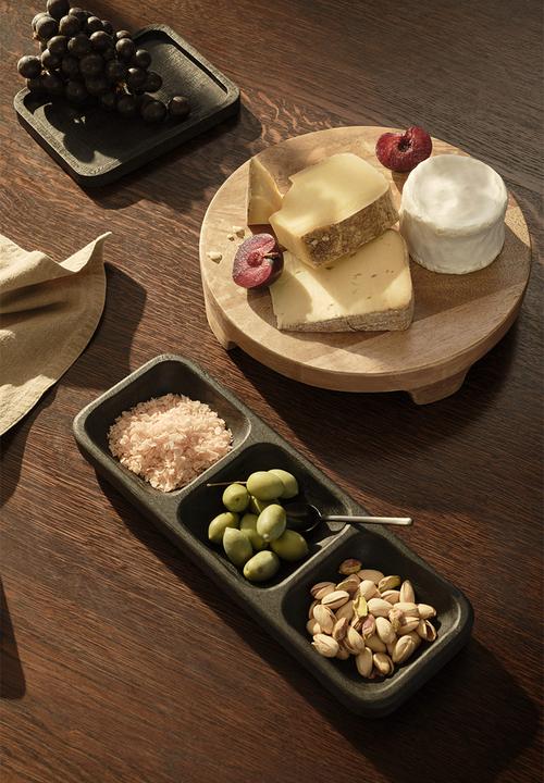 H&M - Small wooden tray - black