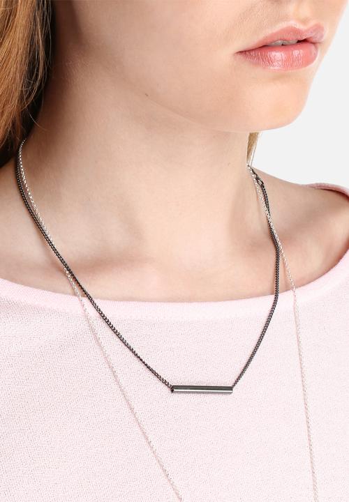 Pieces - Adoa Top