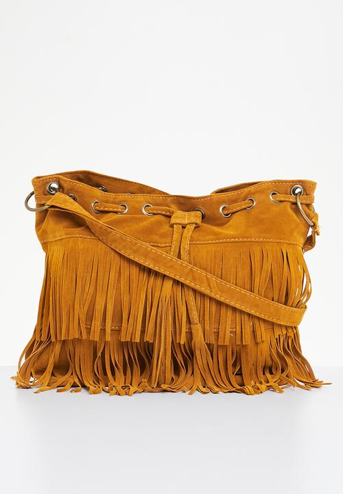 Superbalist - Fringed crossbody bag - tan