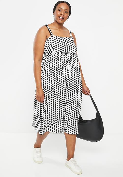 Me&B - Plus elastic back detail strap sundress - spot