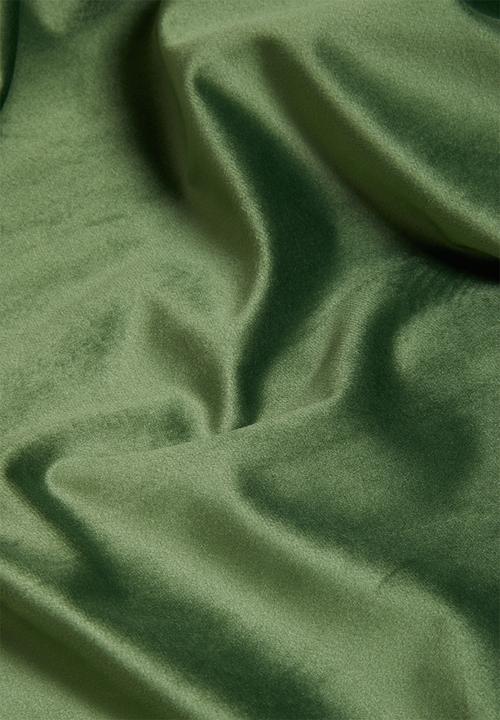 Sixth Floor - Velvet eyelet curtain 2 pack - moss green