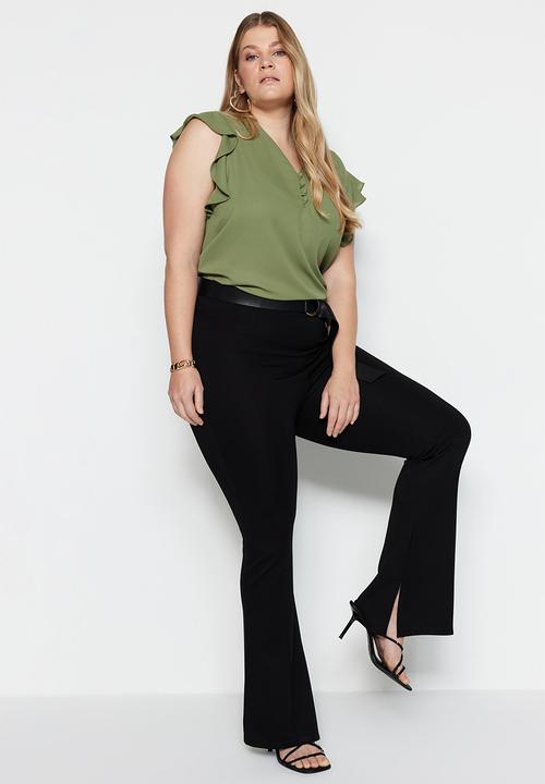 Trendyol - Plus spanish leg slit detail trousers - black