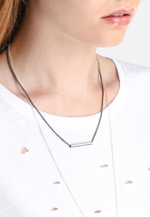 Pieces - Kiola Destroyed Tee