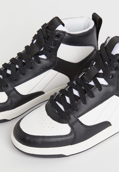 H&M - Hi-top trainers - black/white