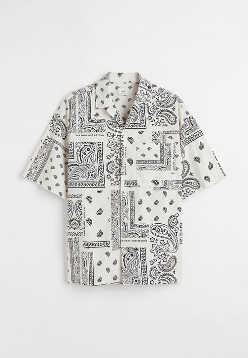 H&M - Oversized fit patterned resort shirt - white/paisley-patterned