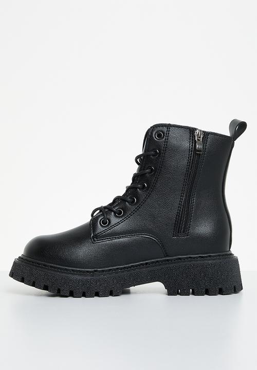 Superbalist - Claire lace up boot - black