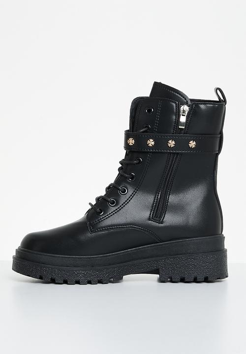 Superbalist - Delfina lace up boot - black