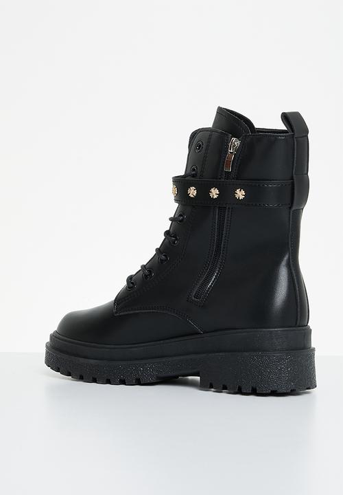 Superbalist - Delfina lace up boot - black