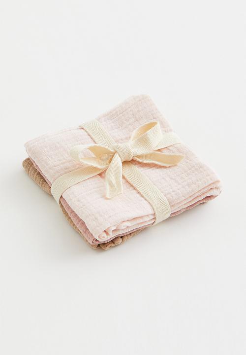 H&M - 3-pack muslin comfort blankets - beige/pink