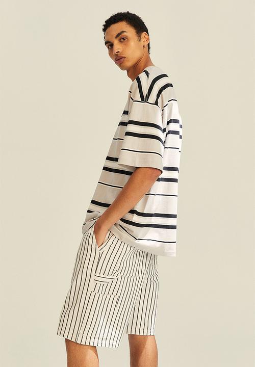 H&M - Oversized fit cotton T-shirt - light grey/striped