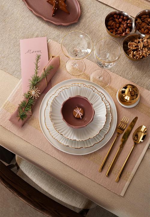 H&M - Porcelain plate - white I