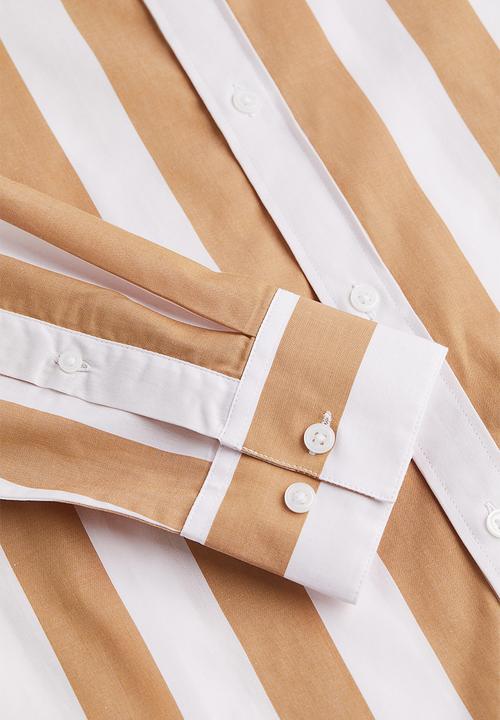 H&M - Regular fit shirt - beige/striped