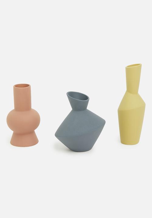 Sixth Floor - Morandi ceramic vase - soft yellow
