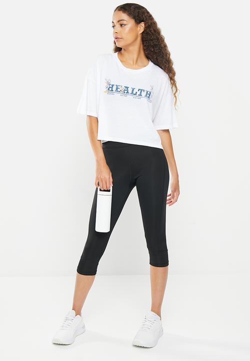 Cotton On - Relaxed active recycled graphic T-shirt - white/lcn bugs bunny sports 