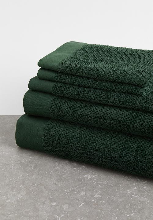 H&M - Cotton terry bath sheet - green