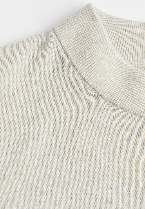 H&M - Slim fit fine-knit turtleneck jumper - light beige