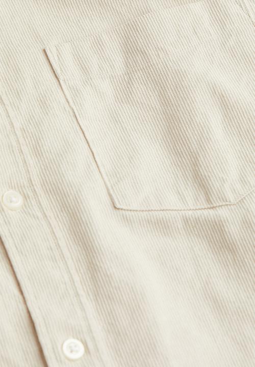 H&M - Regular fit corduroy shirt - cream