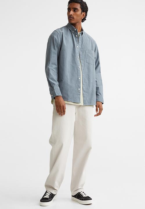 H&M - Regular fit corduroy shirt - grey-blue