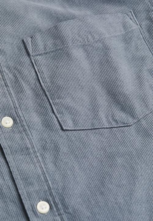 H&M - Regular fit corduroy shirt - grey-blue