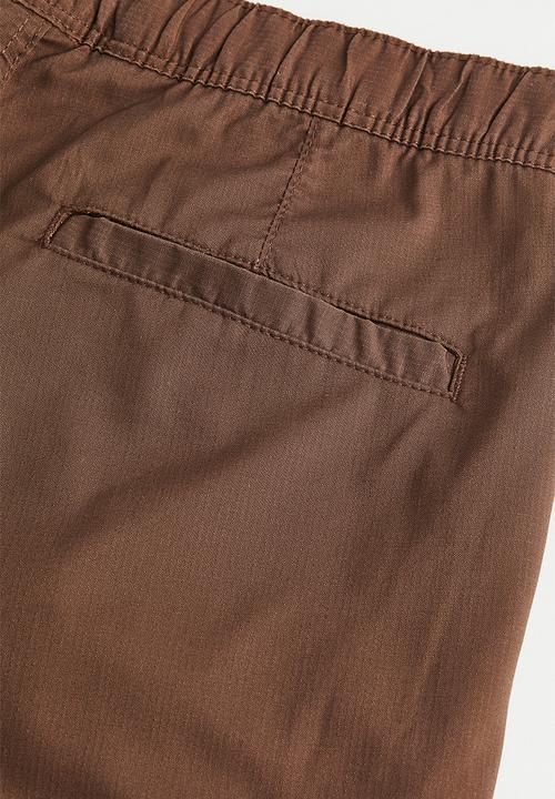 H&M - Regular fit ripstop cargo trousers - dark brown