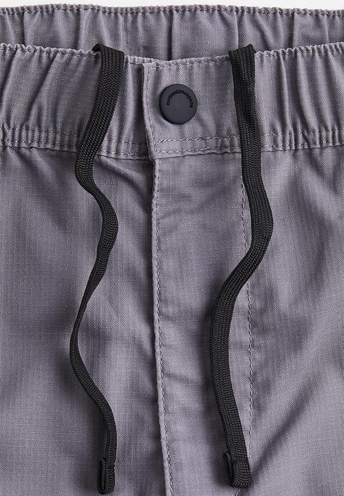 H&M - Regular fit ripstop cargo trousers - grey
