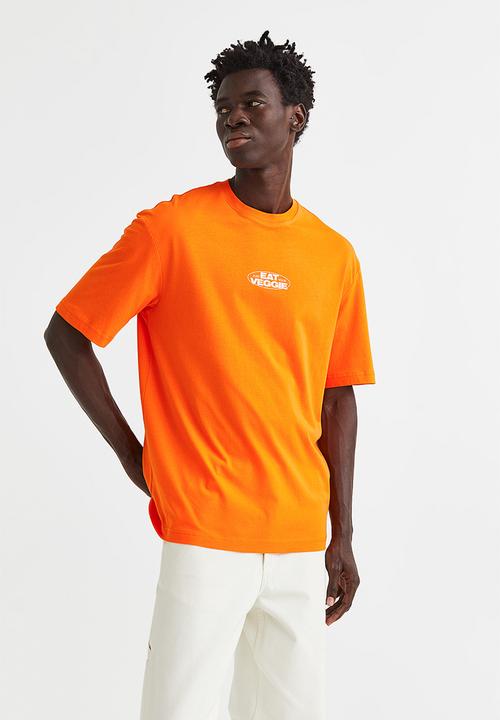 H&M - Relaxed fit printed T-shirt - orange/eat veggie