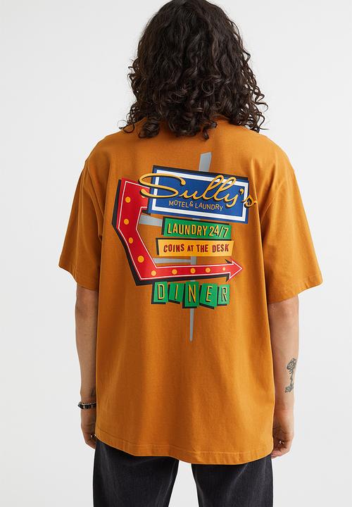 H&M - Relaxed fit printed T-shirt - mustard yellow/sully's