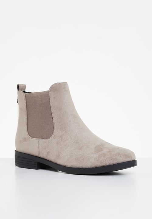 edit - Rabia chelsea boot - taupe