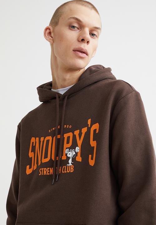 H&M - Regular fit hoodie - dark brown/snoopy