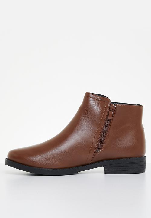 edit - Nuria ankle boot - tan