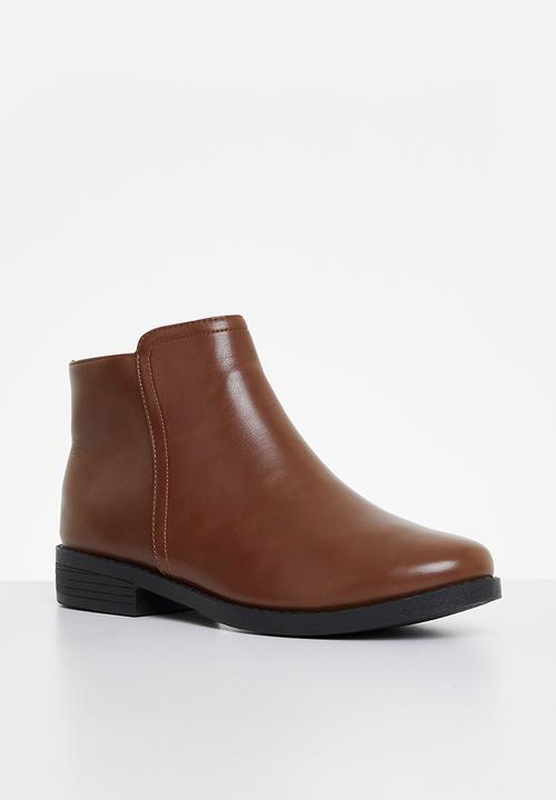 edit - Nuria ankle boot - tan