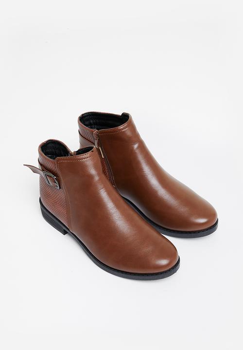 edit - Paradisa ankle boot - brown