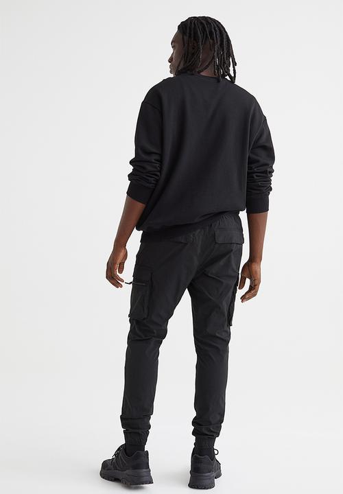 H&M - Skinny fit nylon cargo joggers - black