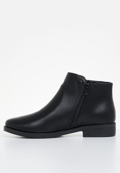 edit - Nuria ankle boot - black