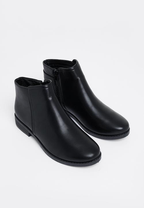 edit - Nuria ankle boot - black
