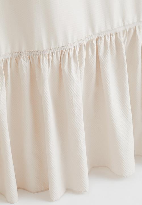 H&M - Flounce-trimmed shower curtain - beige