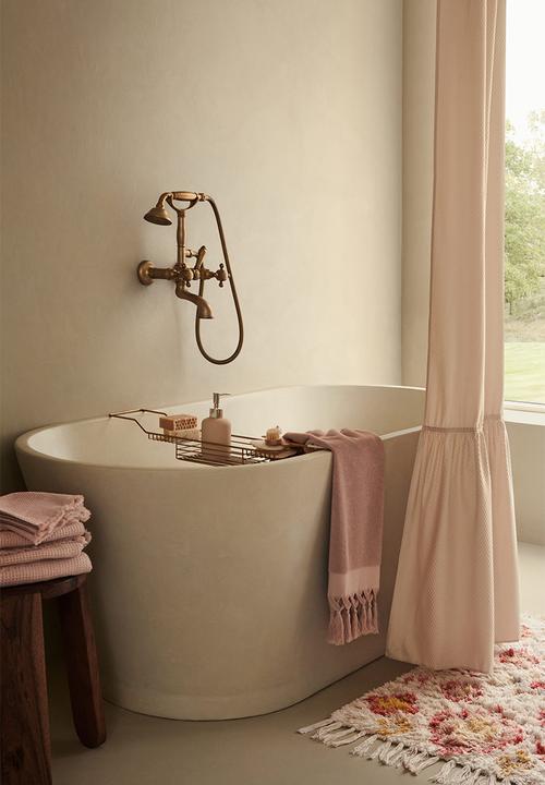 H&M - Flounce-trimmed shower curtain - beige