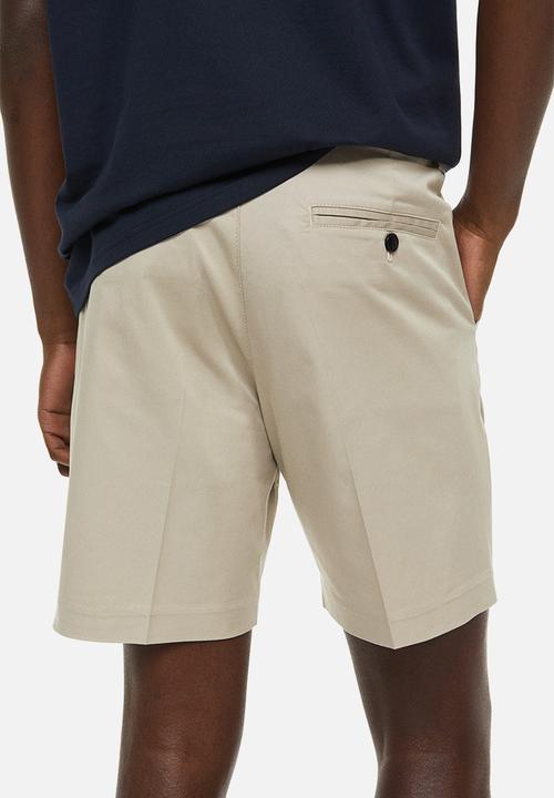 H&M - Regular fit chino shorts - beige