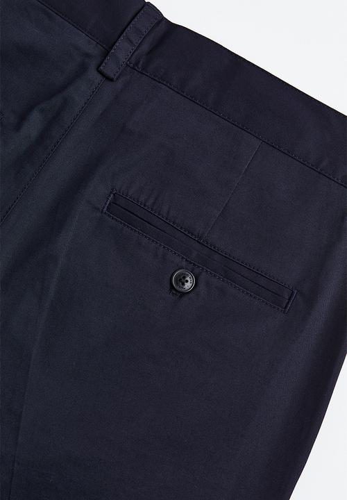 H&M - Regular fit chino shorts - navy blue