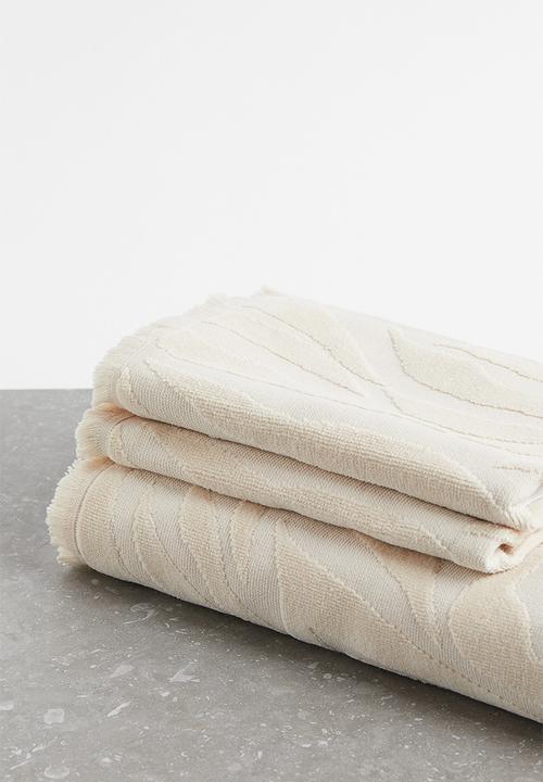 H&M - Jacquard-weave bath towel - beige