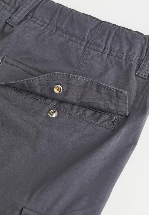 H&M - Regular fit ripstop cargo trousers - dark grey