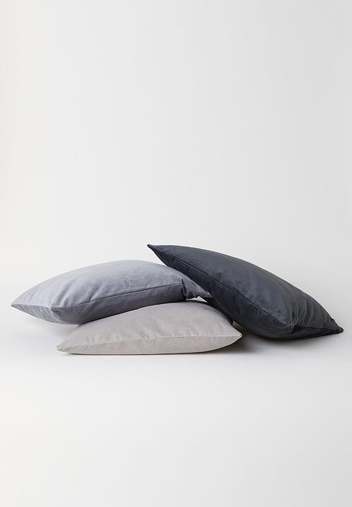H&M - Cotton velvet cushion cover - grey