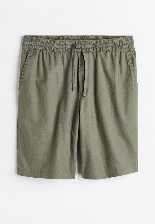 H&M - Loose fit linen-blend shorts - khaki green