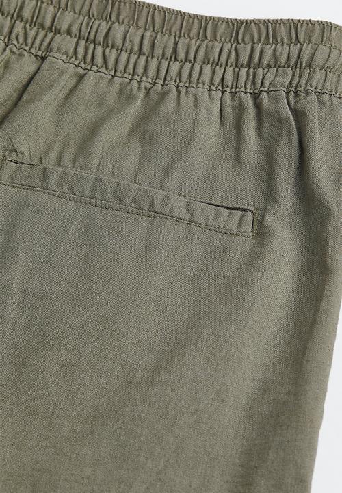 H&M - Loose fit linen-blend shorts - khaki green