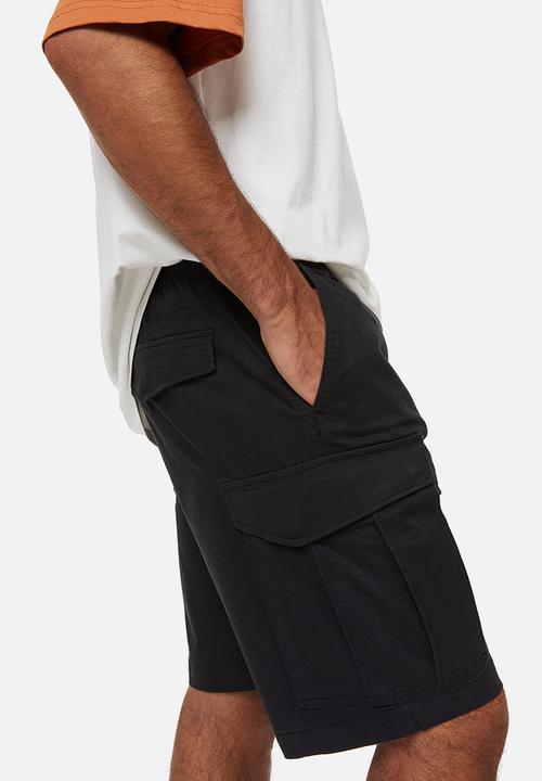 H&M - Regular fit cotton cargo shorts - black